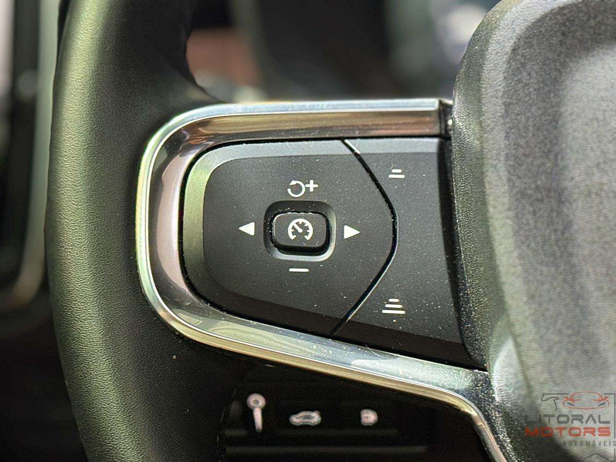 volvo-xc40-2023-hibrido-a-gasolina-1477cc