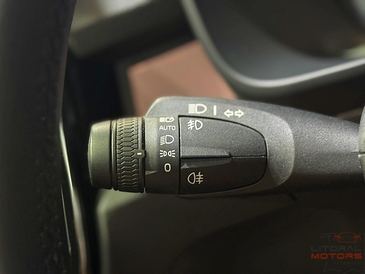 volvo-xc40-2023-hibrido-a-gasolina-1477cc