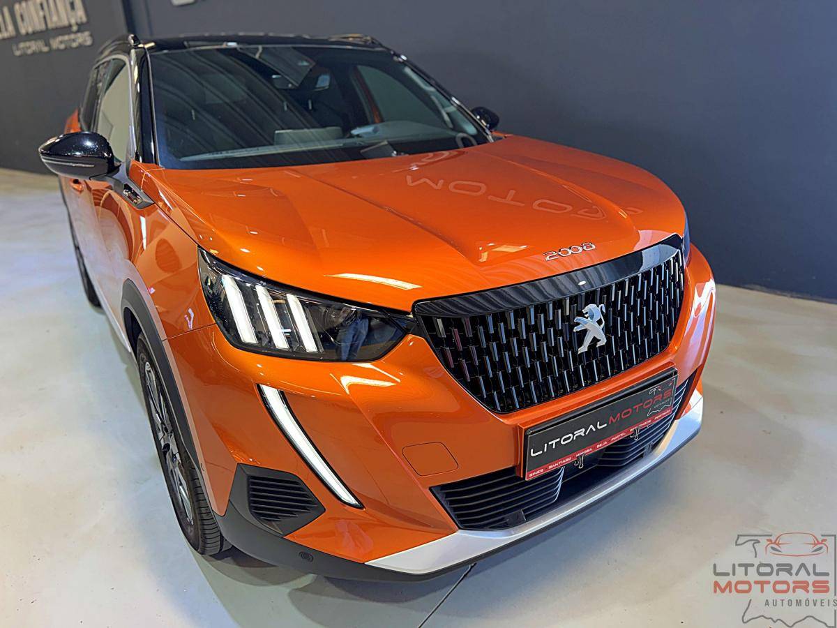peugeot-2008-2023-gasolina-1199cc