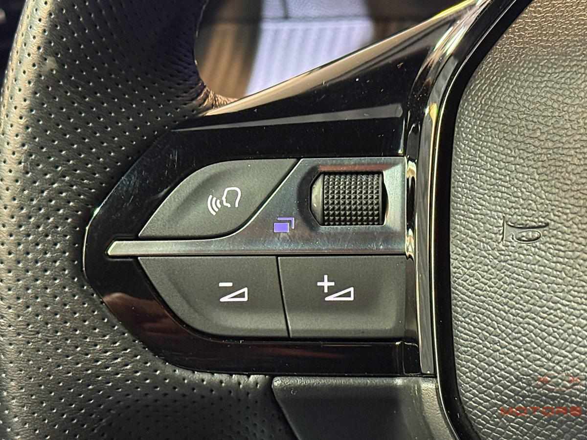 peugeot-2008-2023-gasolina-1199cc