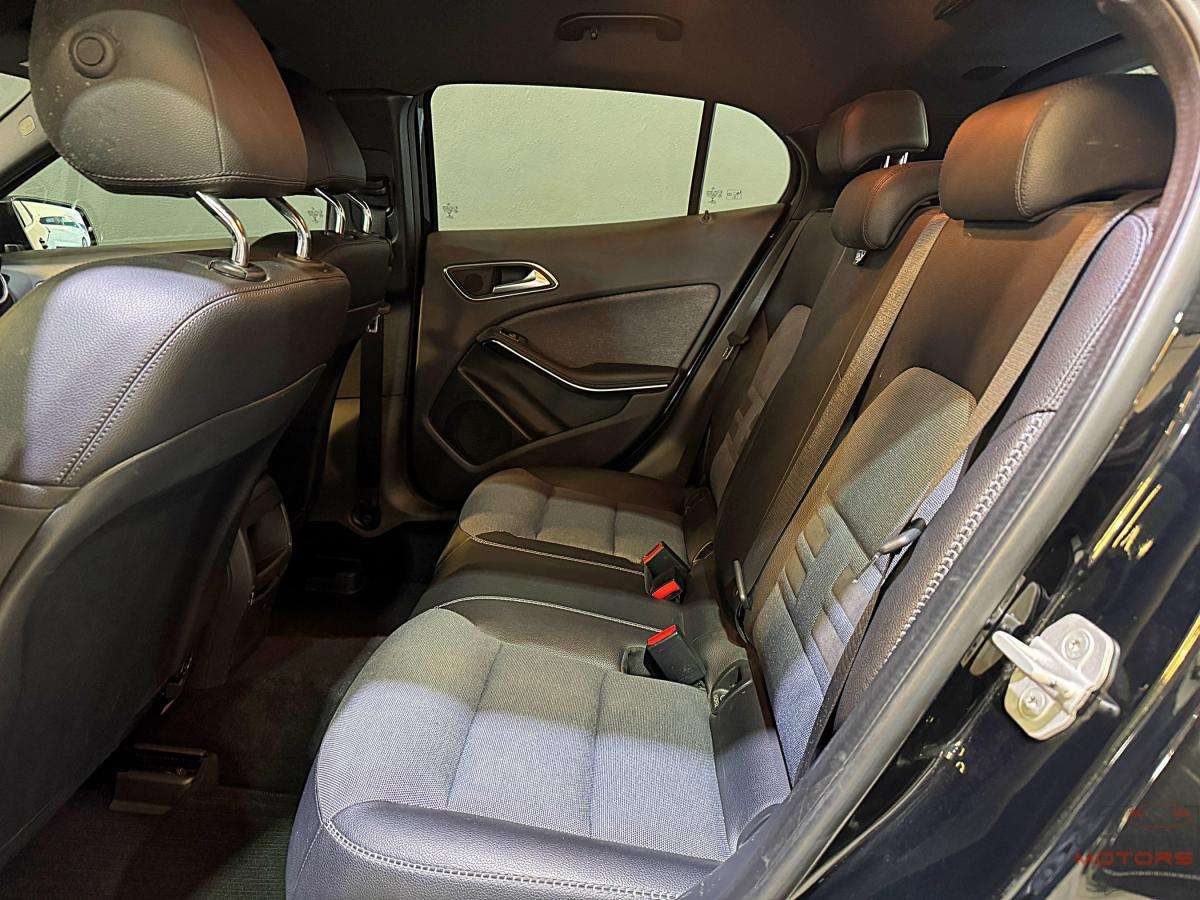 mercedes-benz-gla-2016-diesel-2143cc