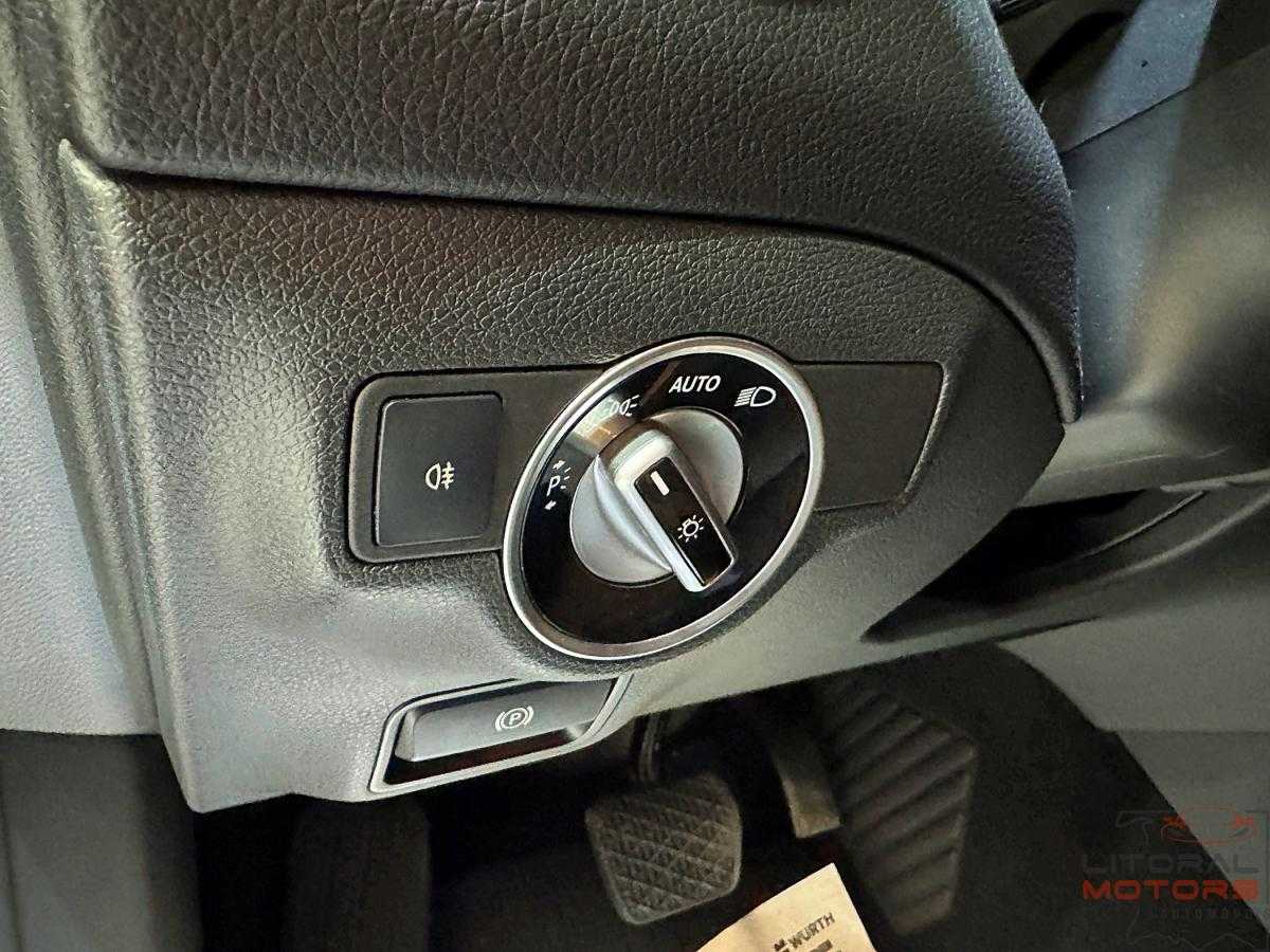mercedes-benz-gla-2016-diesel-2143cc