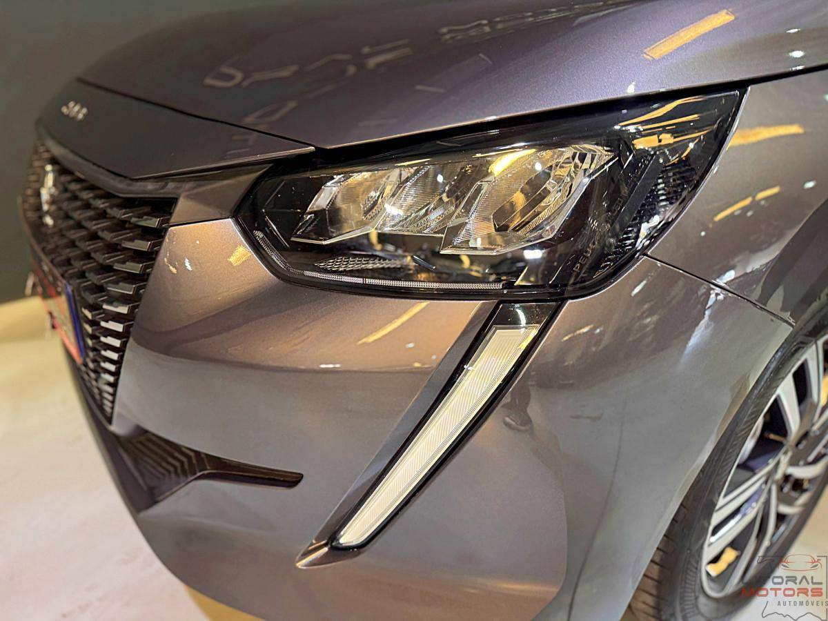 peugeot-208-2021-gasolina-1199cc