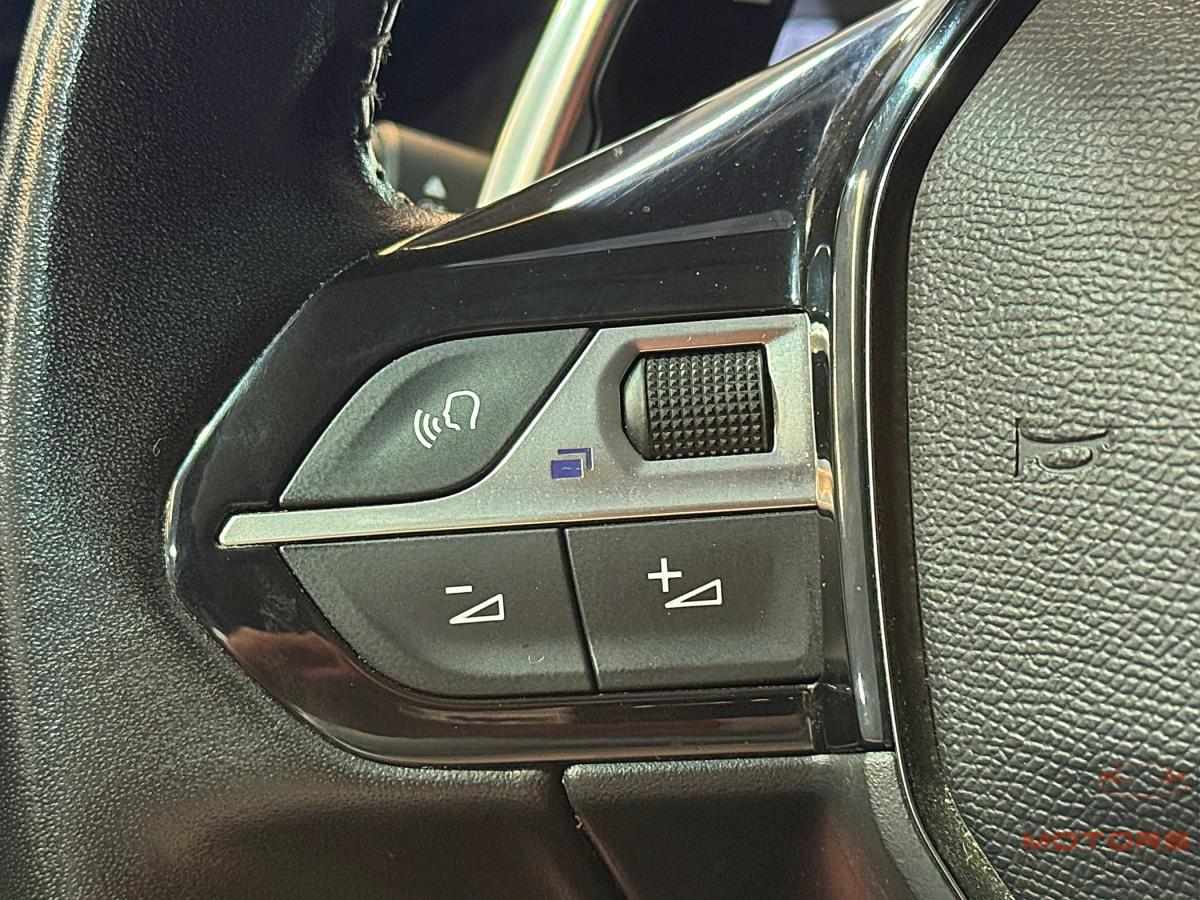 peugeot-208-2021-gasolina-1199cc