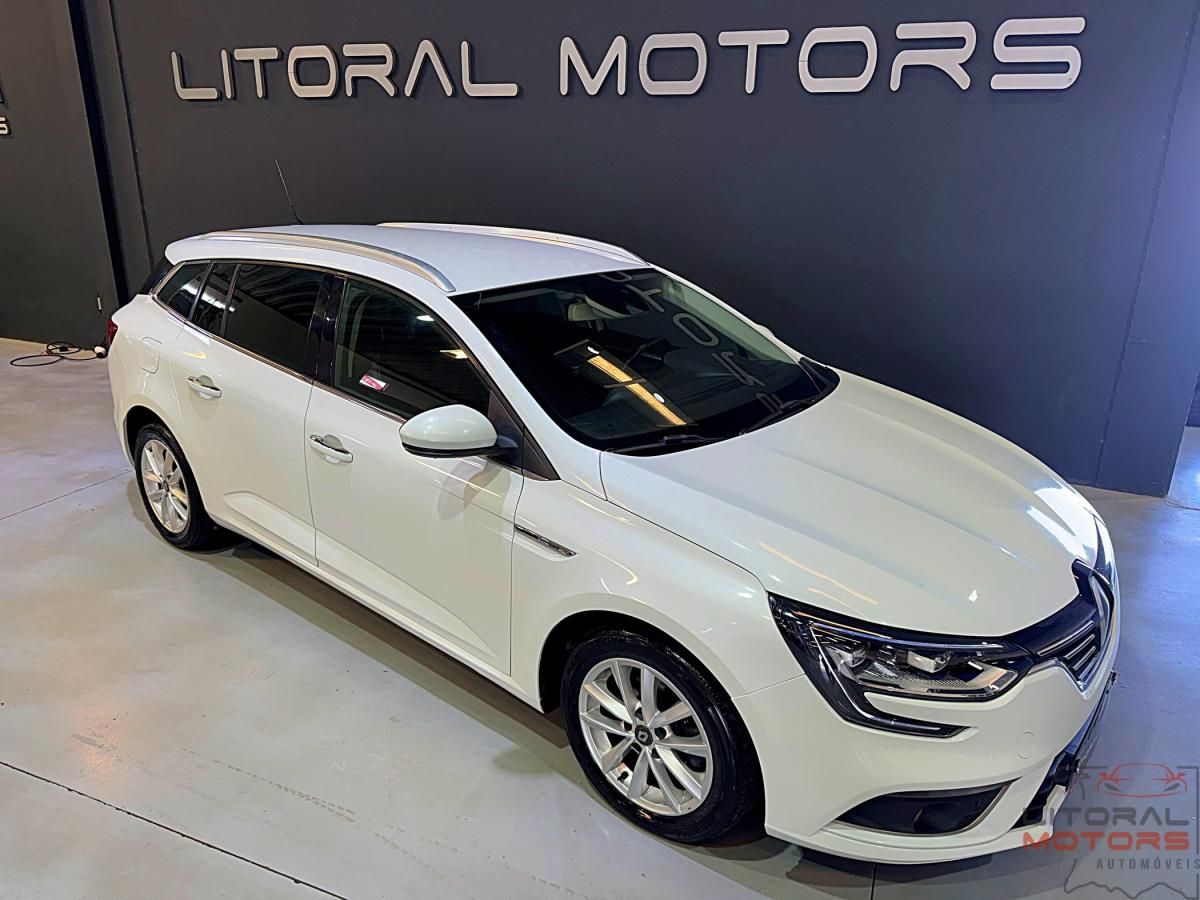 renault-megane-sport-tourer-2017-diesel-1461cc
