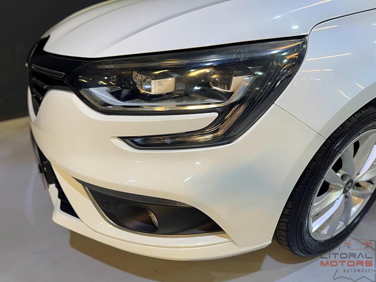 renault-megane-sport-tourer-2017-diesel-1461cc