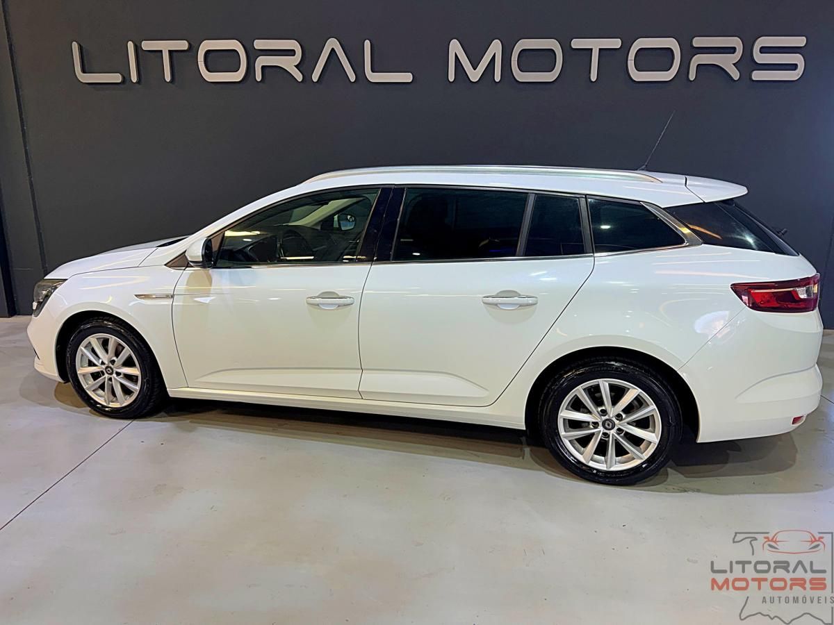 renault-megane-sport-tourer-2017-diesel-1461cc