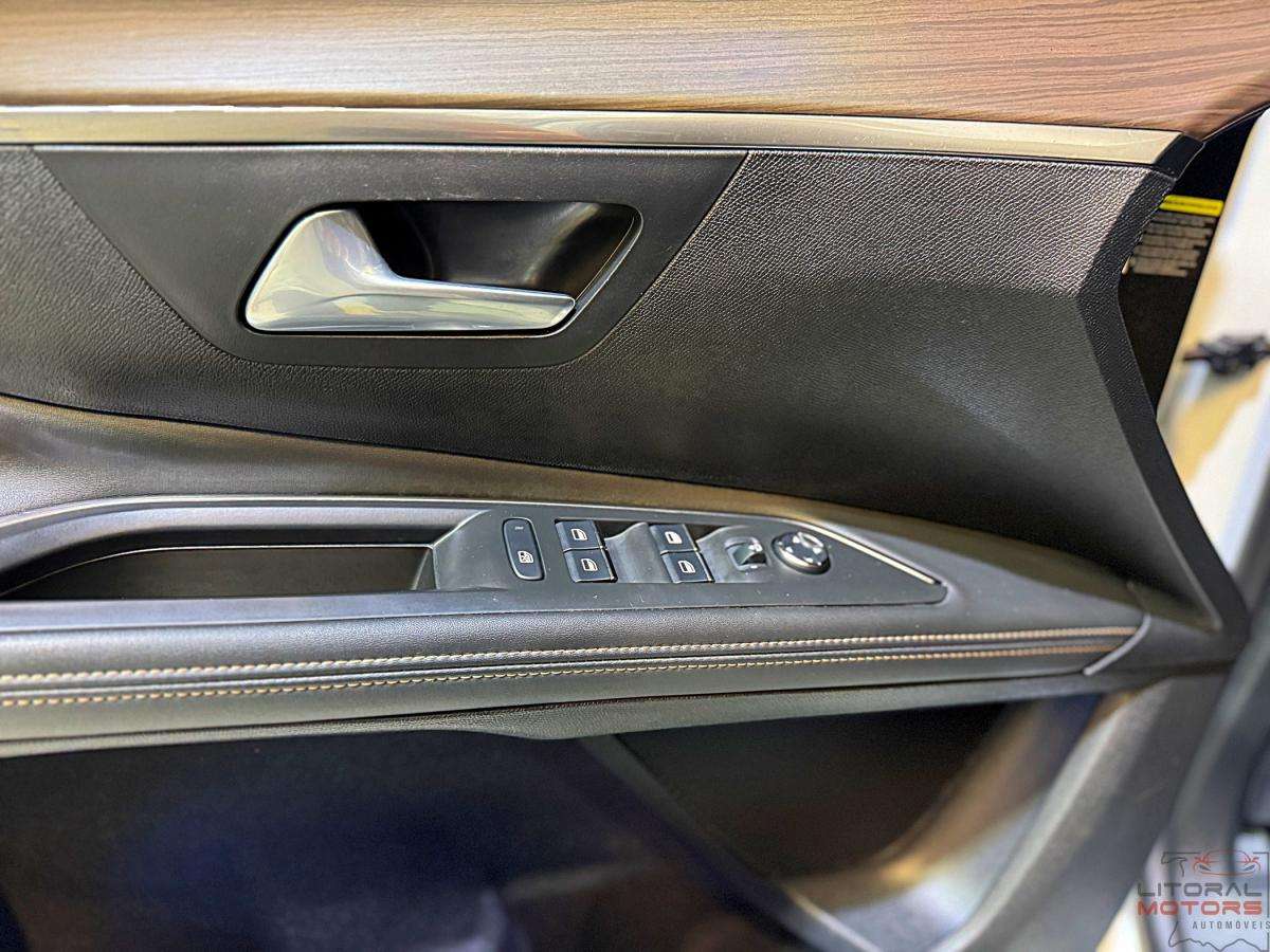 peugeot-5008-2021-gasolina-1199cc