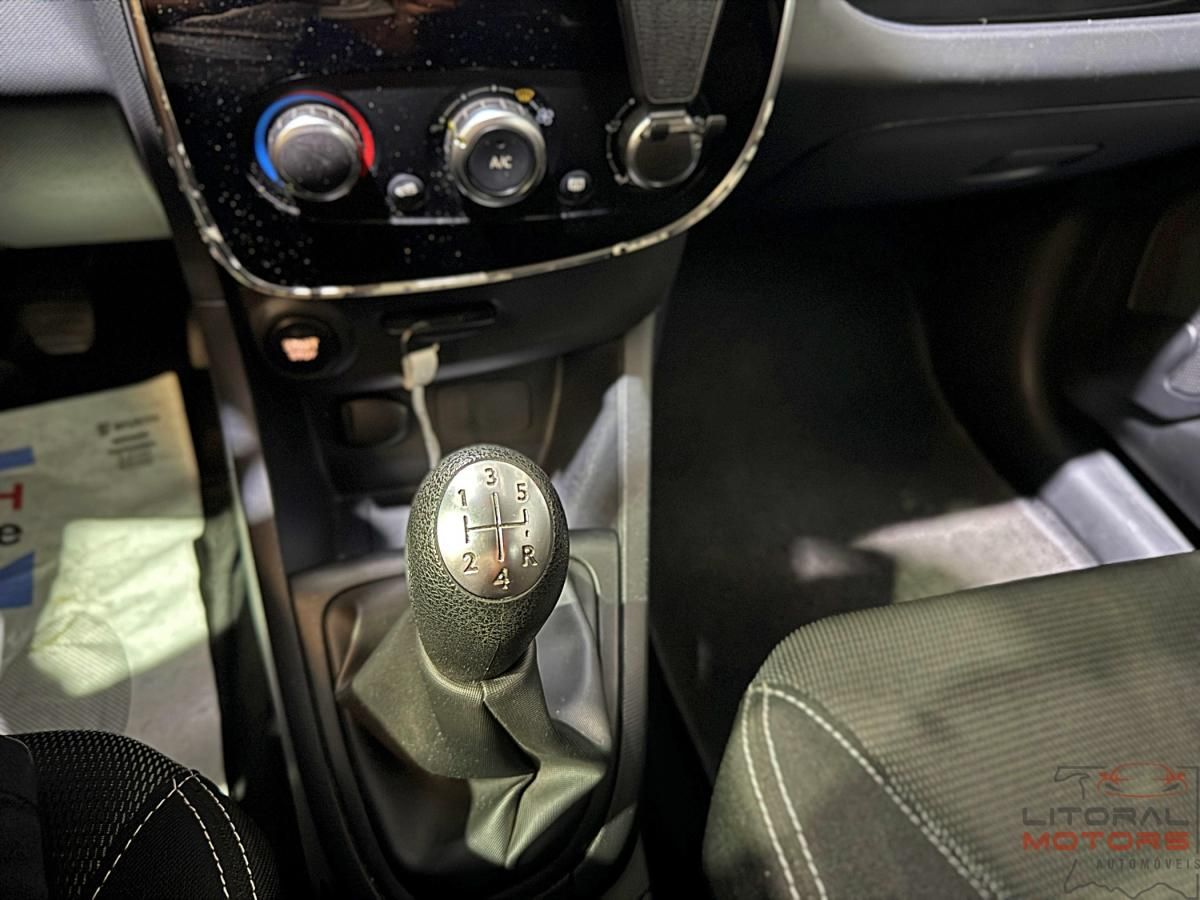 renault-clio-sport-tourer-2015-diesel-1461cc