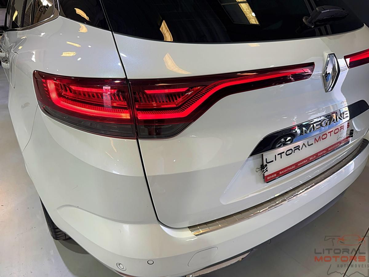 renault-megane-sport-tourer-2021-hibrido-a-gasolina-1598cc