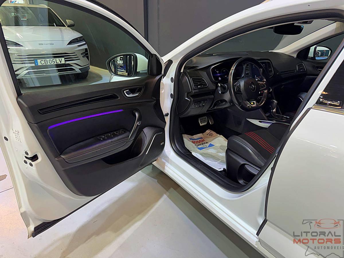 renault-megane-sport-tourer-2021-hibrido-a-gasolina-1598cc