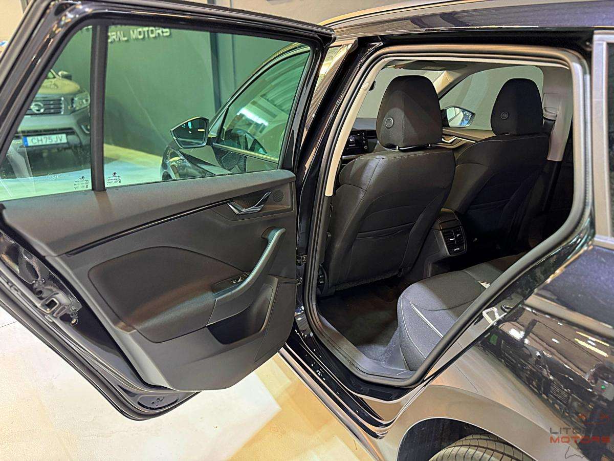 skoda-kamiq-2025-gasolina-999cc