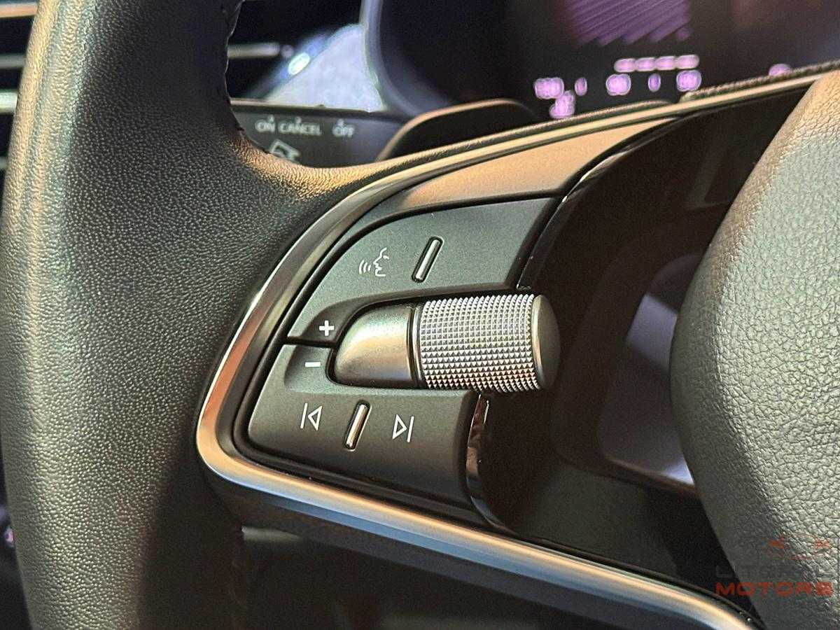 skoda-kamiq-2025-gasolina-999cc