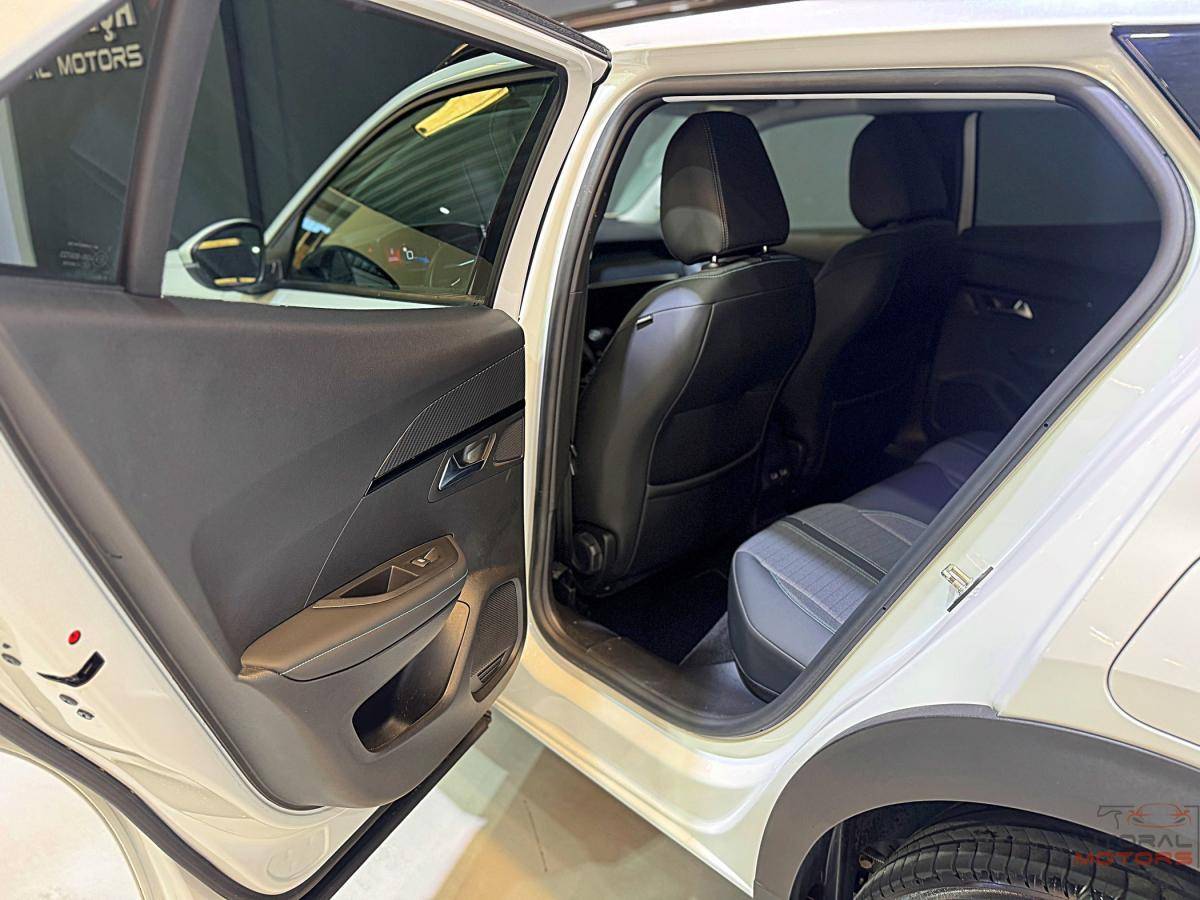 peugeot-2008-2021-gasolina-1199cc