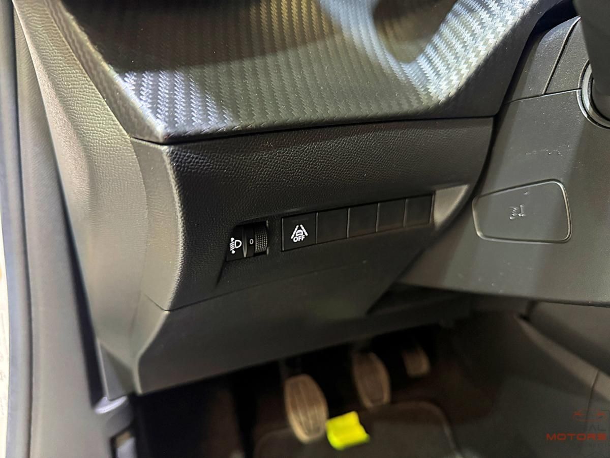peugeot-2008-2021-gasolina-1199cc