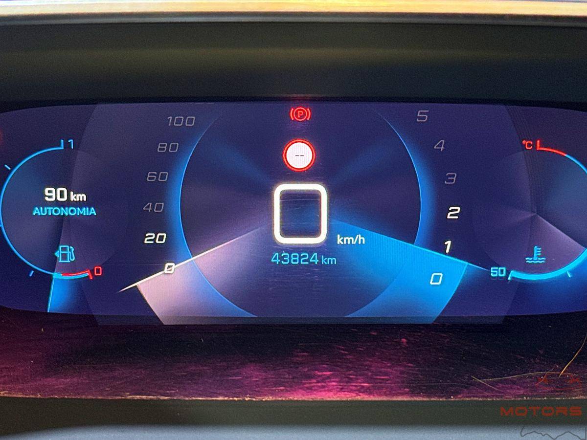 peugeot-2008-2021-gasolina-1199cc