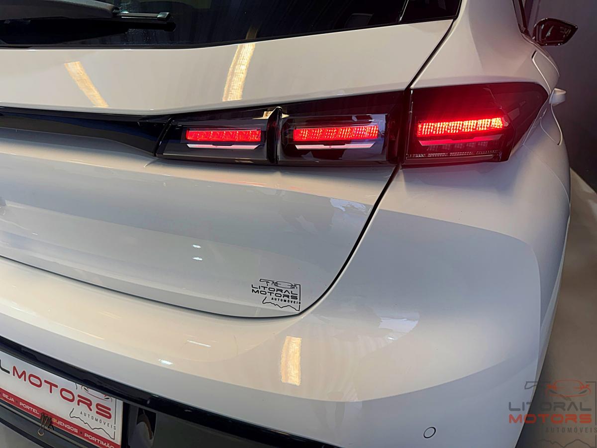 peugeot-308-2022-gasolina-1199cc
