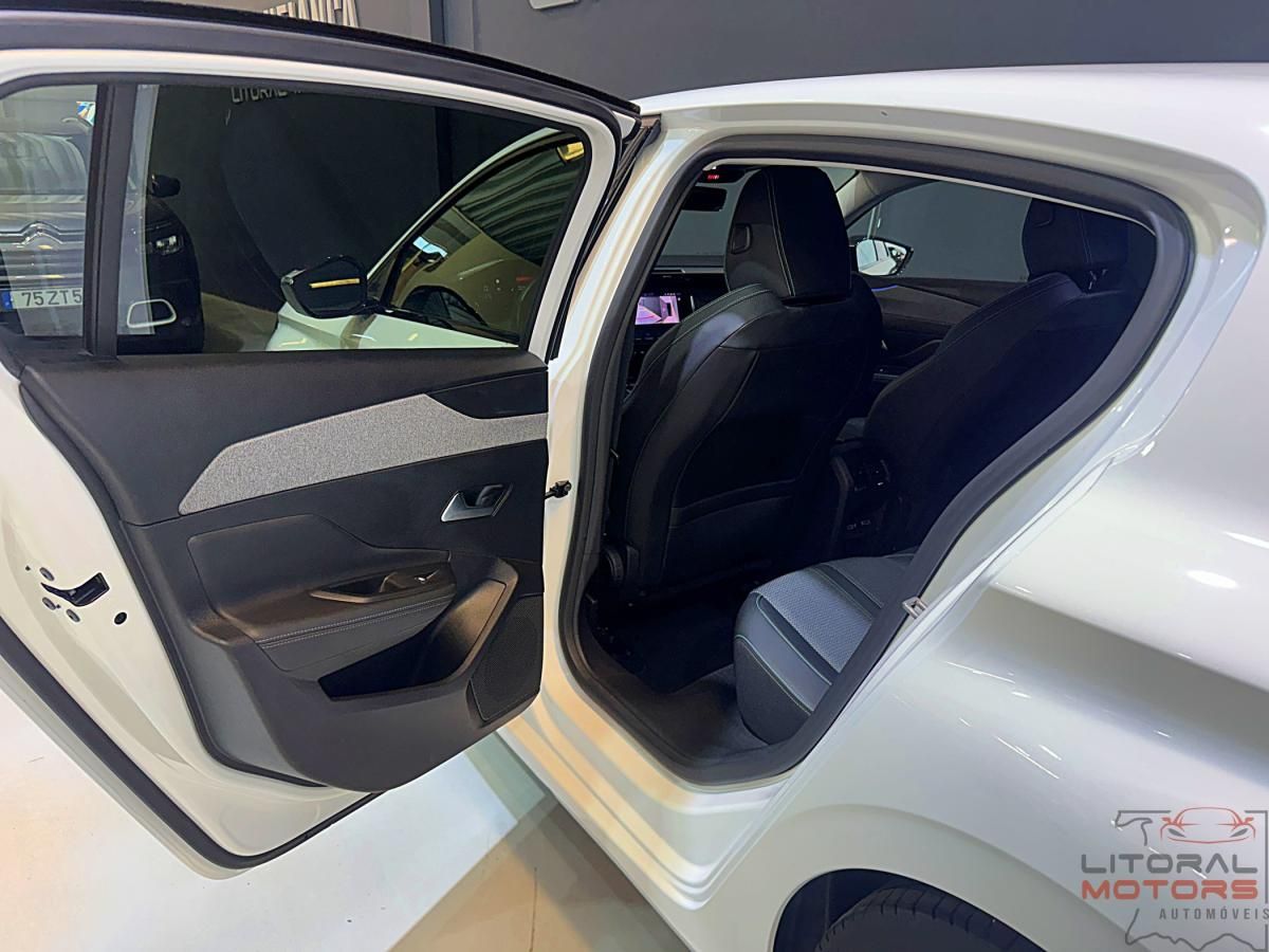 peugeot-308-2022-gasolina-1199cc