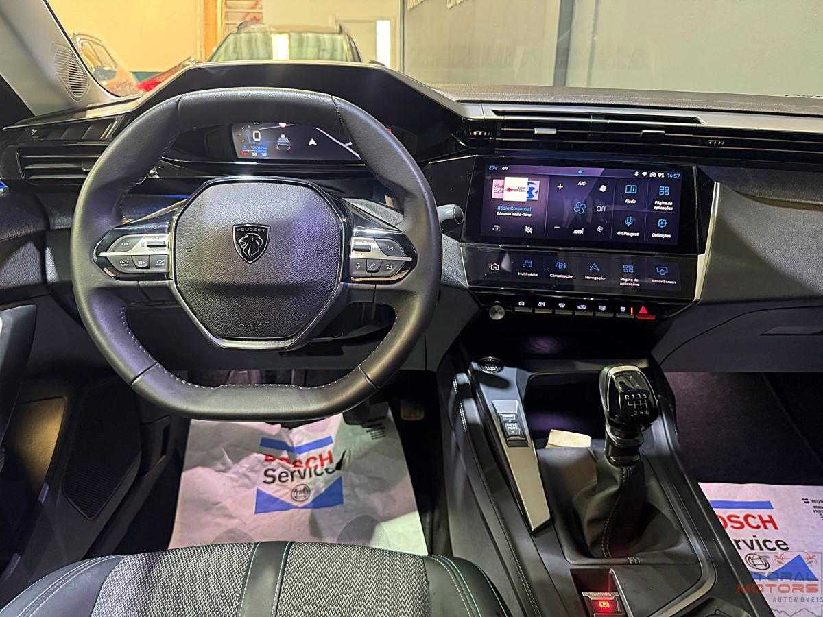 peugeot-308-2022-gasolina-1199cc