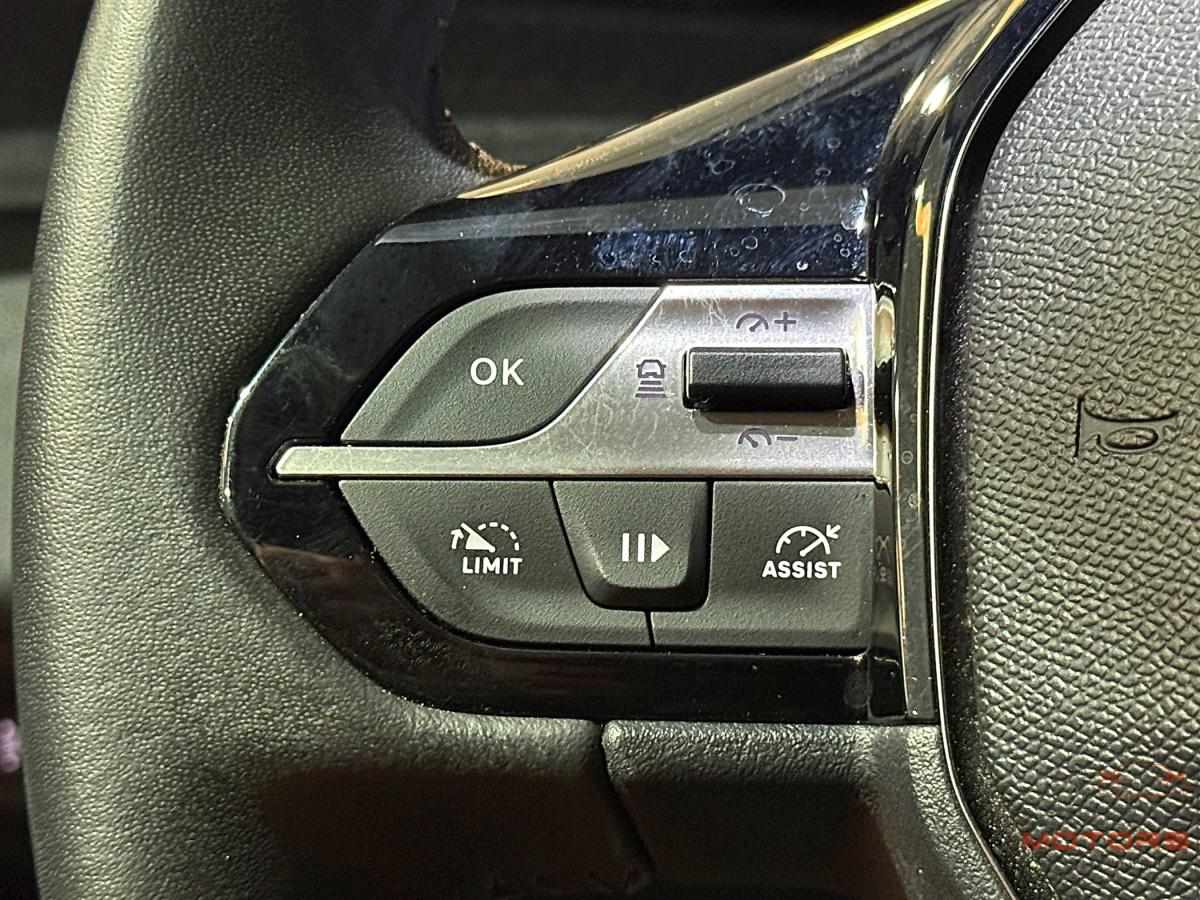 peugeot-308-sw-2024-gasolina-1199cc