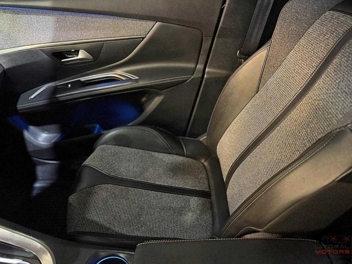 peugeot-5008-2018-diesel-1499cc