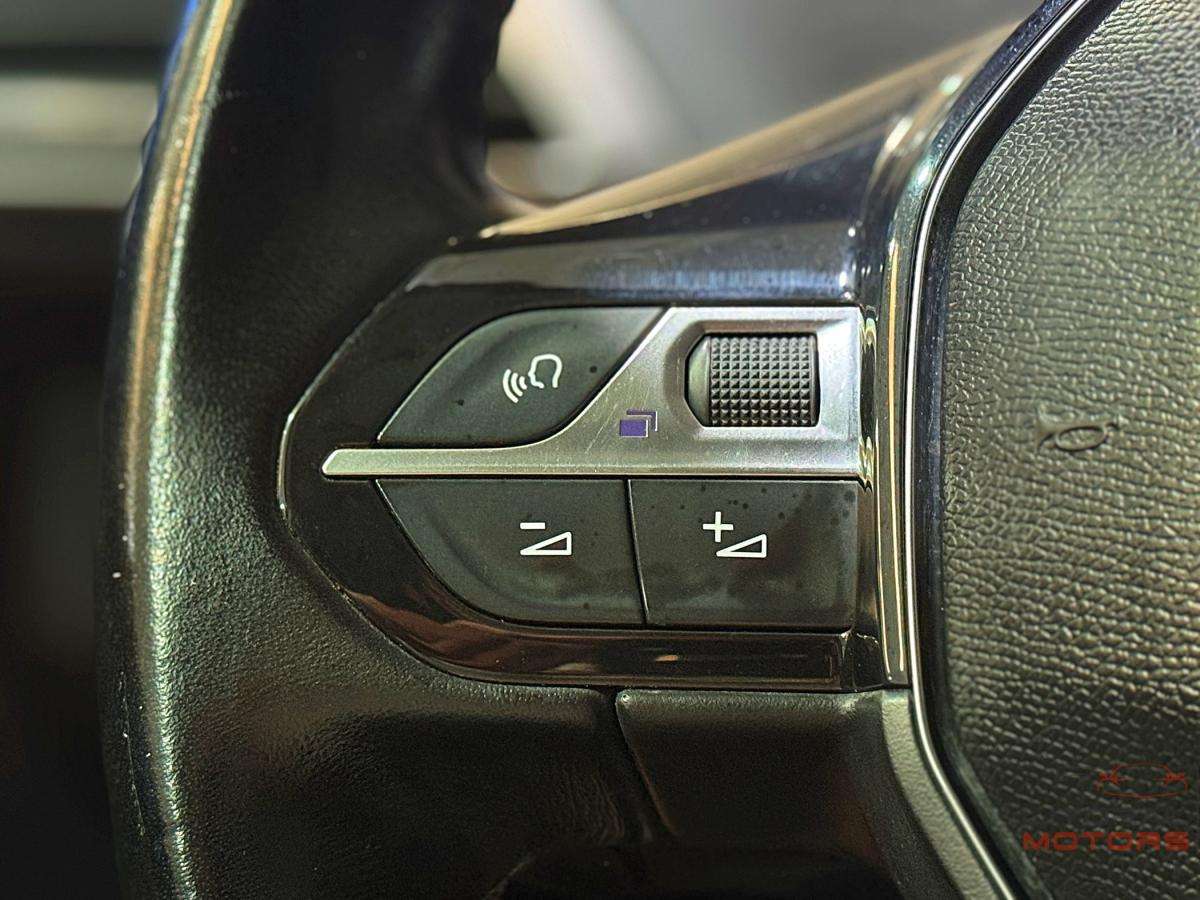 peugeot-5008-2018-diesel-1499cc