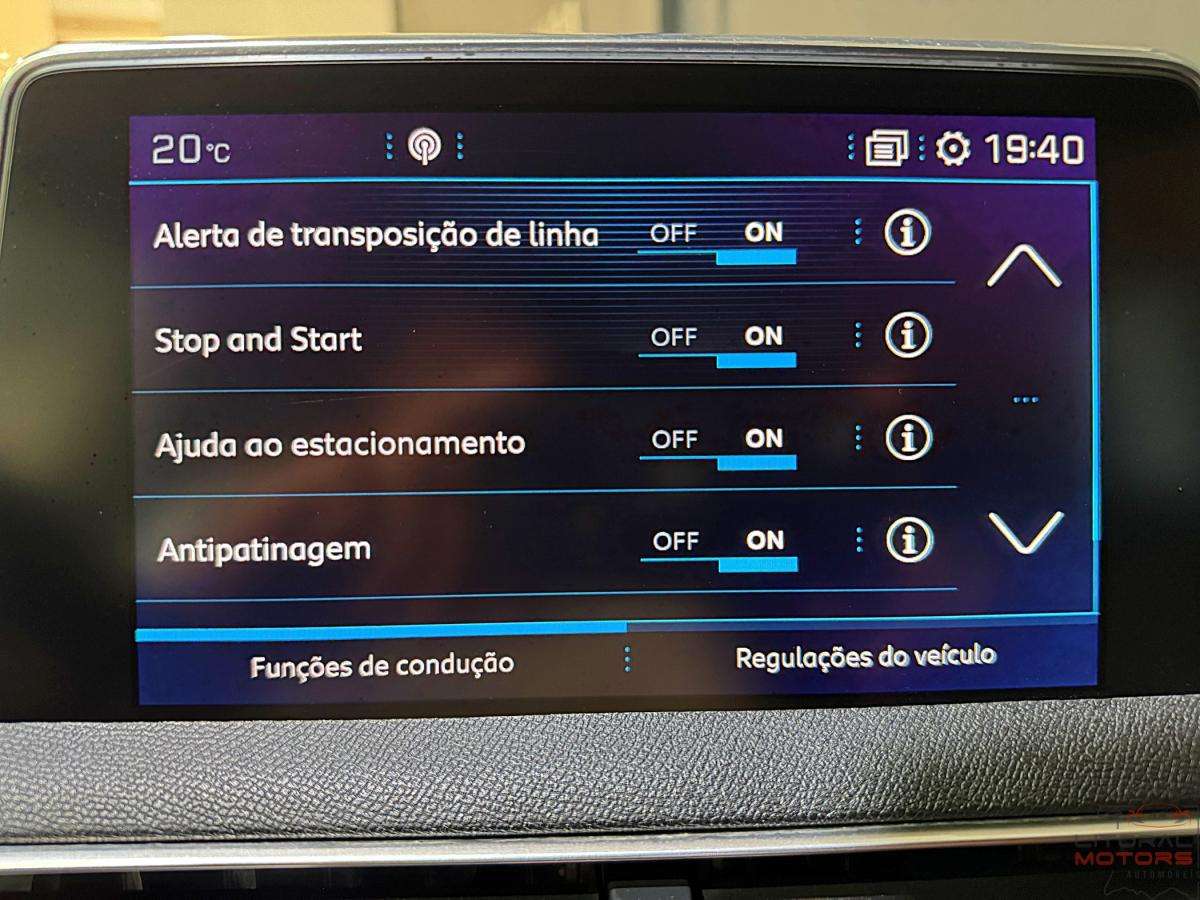 peugeot-5008-2018-diesel-1499cc