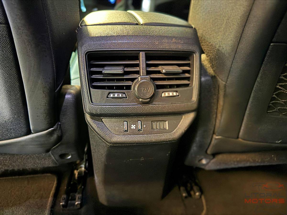 peugeot-5008-2018-diesel-1499cc