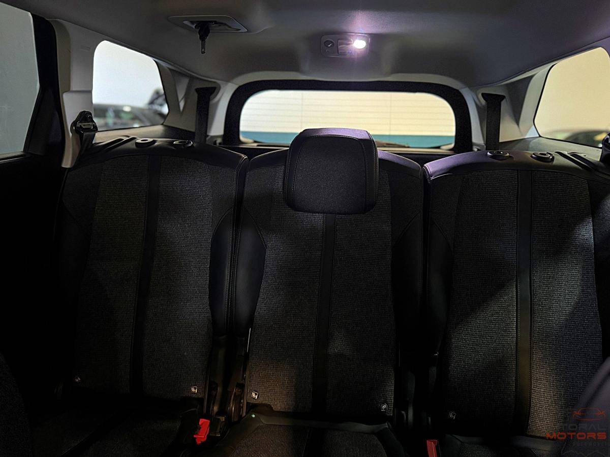 peugeot-5008-2018-diesel-1499cc