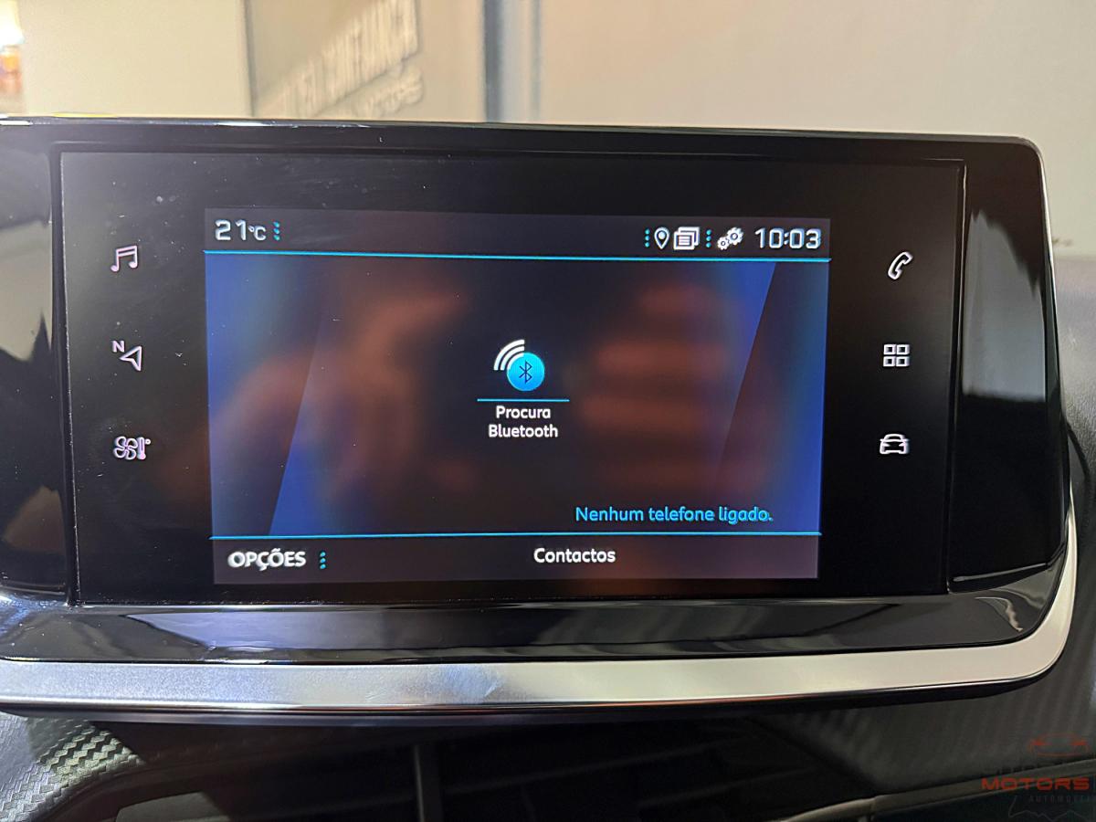 peugeot-2008-2022-gasolina-1199cc