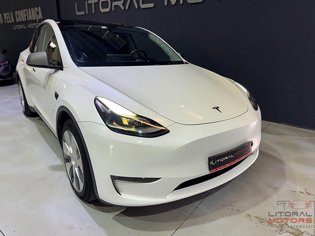 tesla-model-y-2022-eletrico-0cc