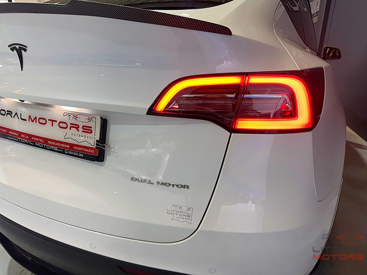tesla-model-y-2022-eletrico-0cc