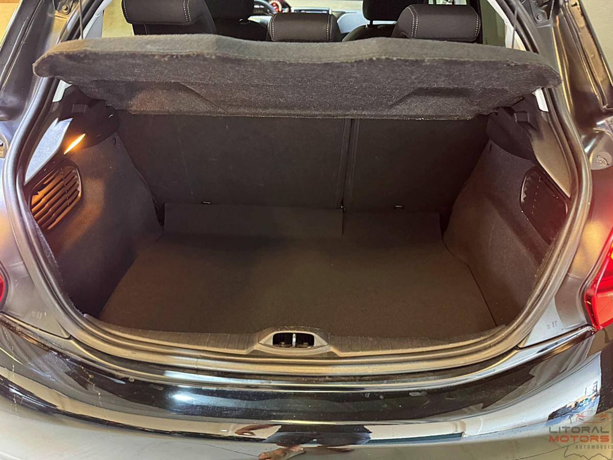 peugeot-208-2016-gasolina-1199cc