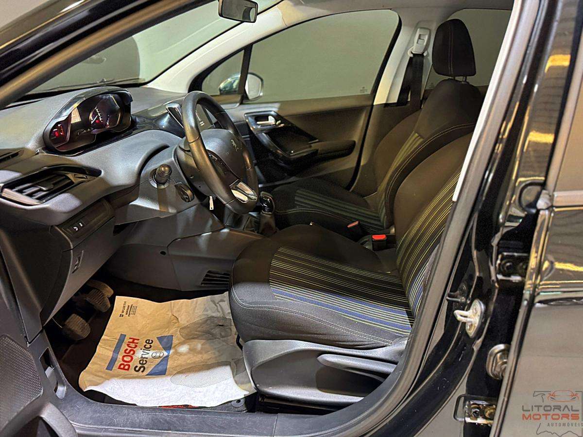 peugeot-208-2016-gasolina-1199cc