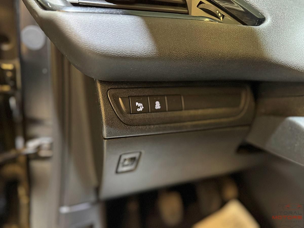 peugeot-208-2016-gasolina-1199cc