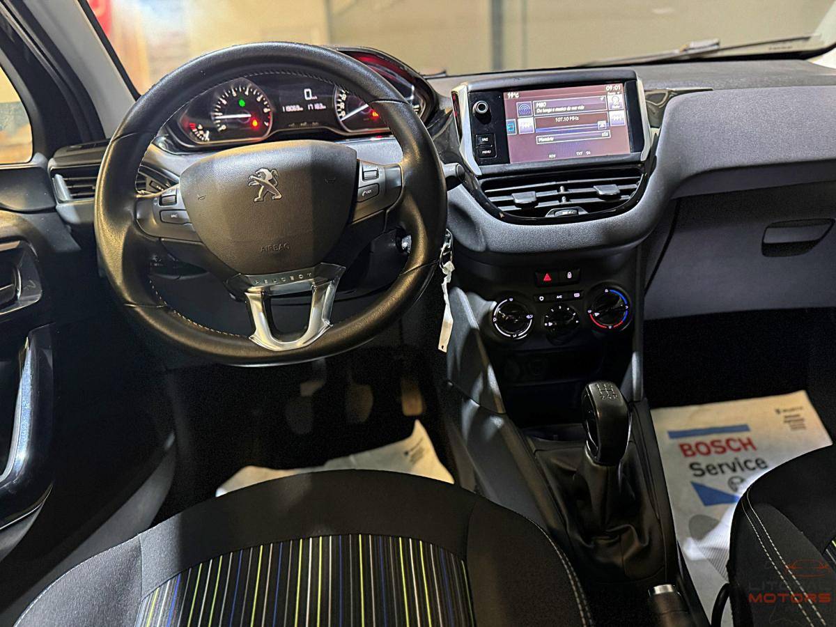peugeot-208-2016-gasolina-1199cc