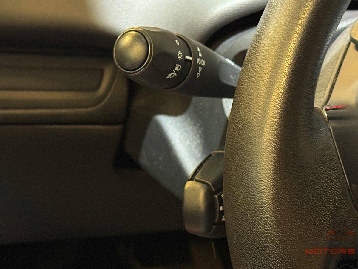 peugeot-208-2016-gasolina-1199cc