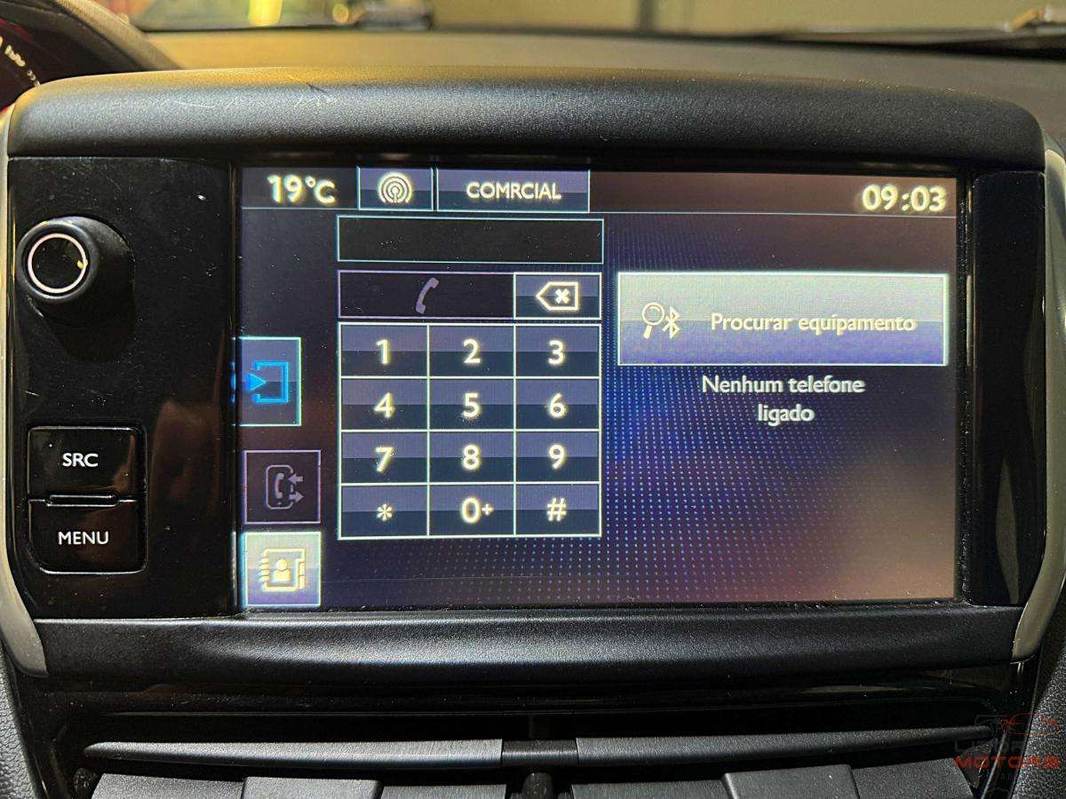 peugeot-208-2016-gasolina-1199cc