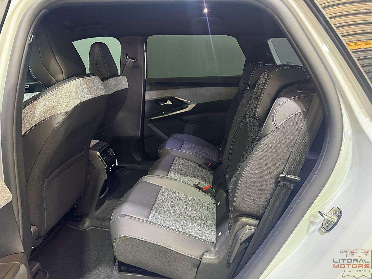 peugeot-5008-2026-gasolina-1199cc