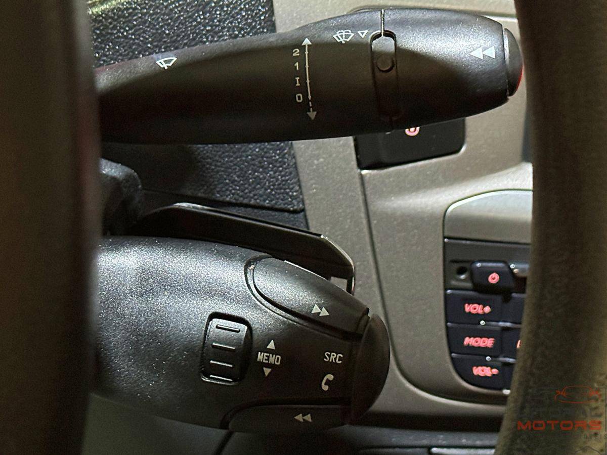 citroen-c-elysee-2018-gasolina-1199cc