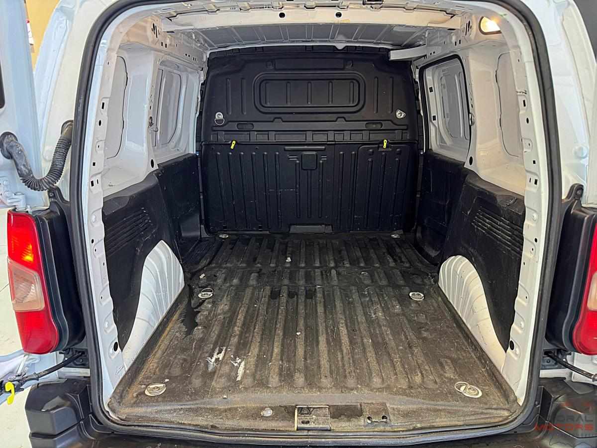 fiat-doblo-2023-diesel-1499cc