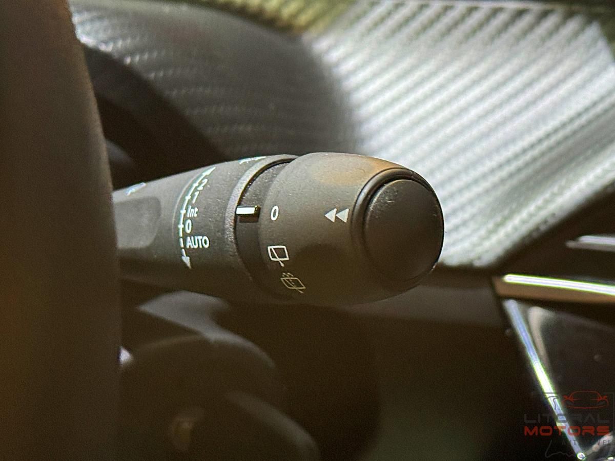 peugeot-2008-2023-gasolina-1199cc
