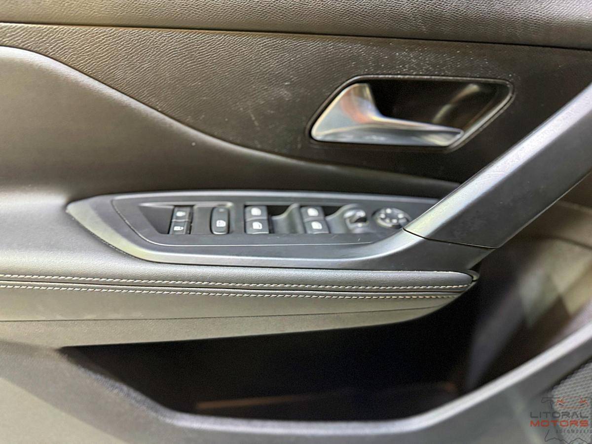 peugeot-308-sw-2023-gasolina-1199cc