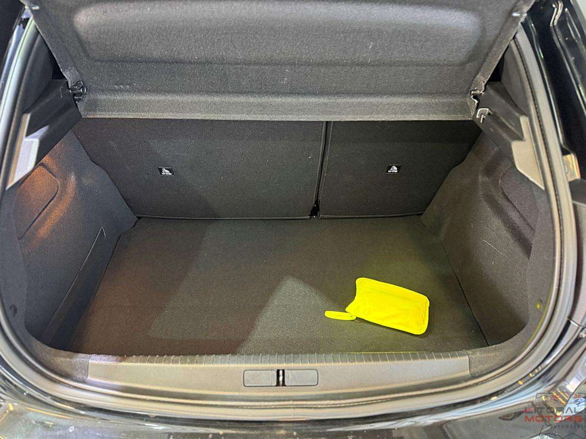 peugeot-208-2022-gasolina-1199cc