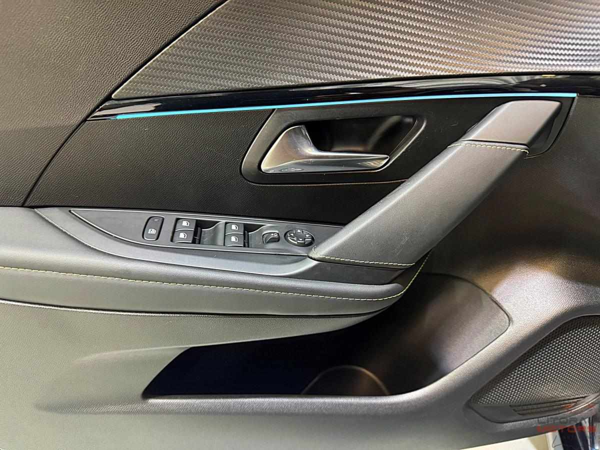 peugeot-208-2022-gasolina-1199cc