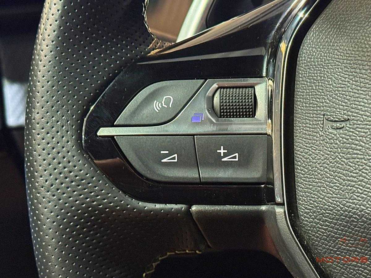 peugeot-208-2022-gasolina-1199cc