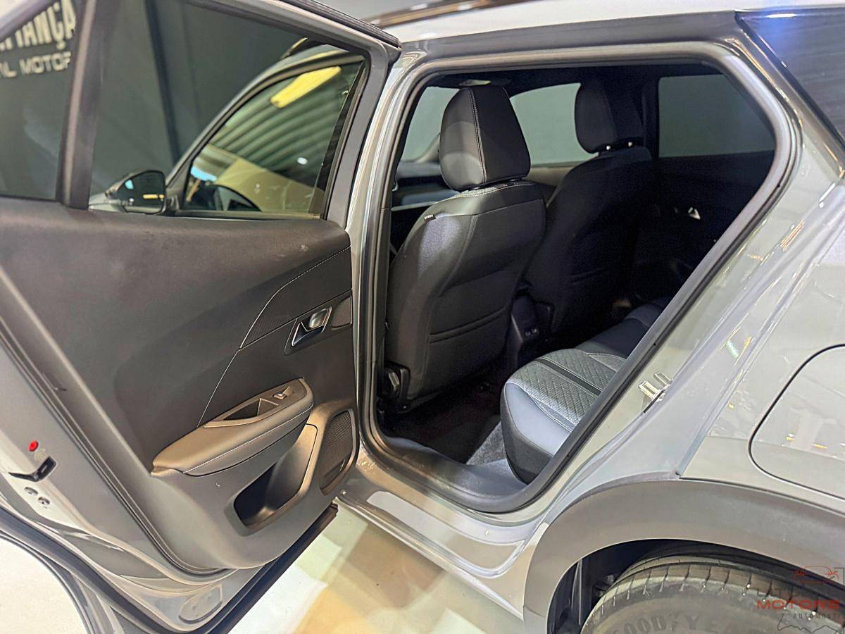 peugeot-2008-2023-gasolina-1199cc