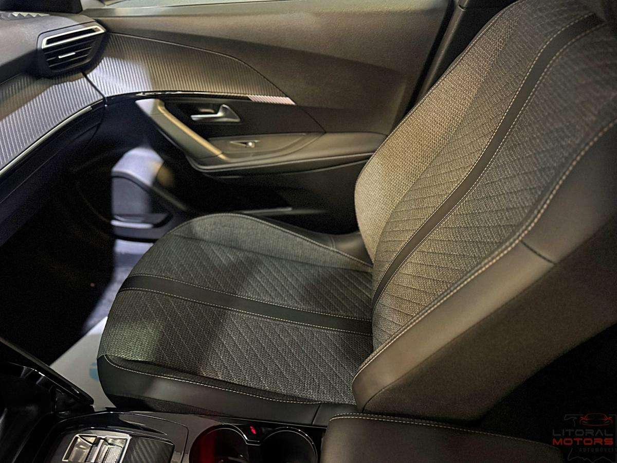peugeot-2008-2023-gasolina-1199cc