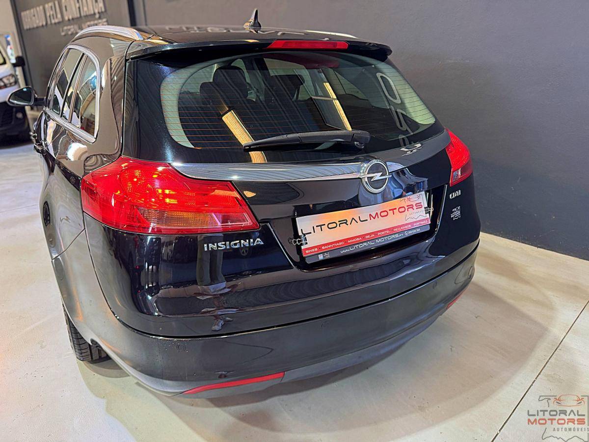 opel-insignia-sports-tourer-2012-diesel-1956cc