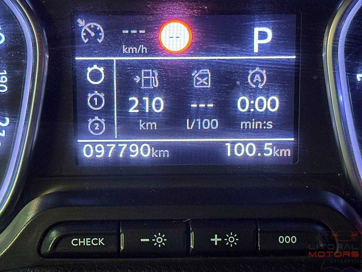 peugeot-expert-2023-diesel-1997cc